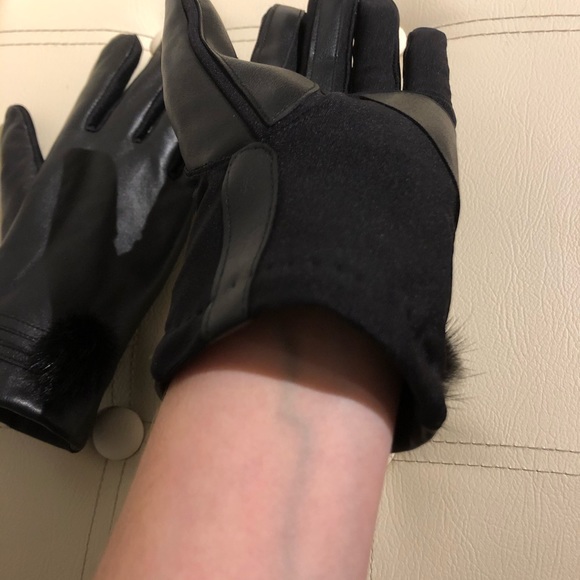 SOLD Leather Gloves - Picture 8 of 9